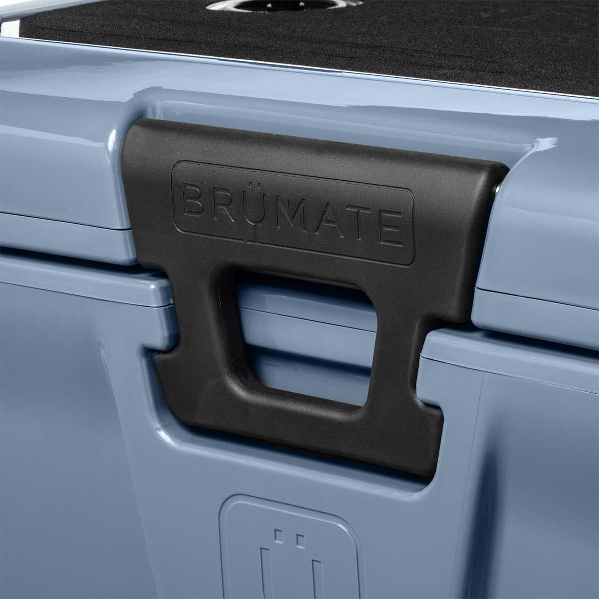 brutank-20qt-q2 BruTank-20-Denim-Latch.png